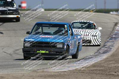 media/Sep-28-2025-24 Hours of Lemons (Sun) [[5dfe0e5f6e]]/12pm (Outside Grapevine)/